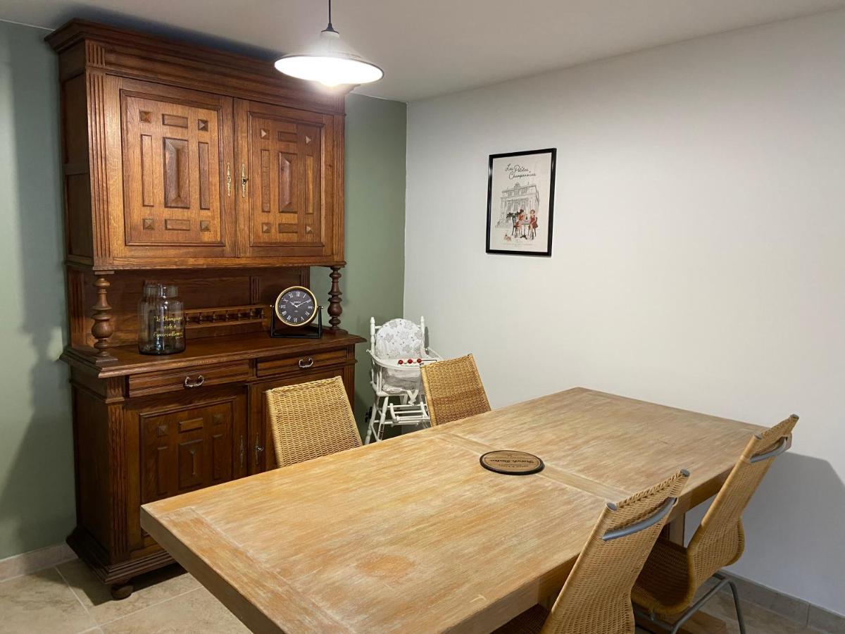 Holiday home La Hallette Au Coeur Du Vignoble Champenois, Classe 2 Etoiles